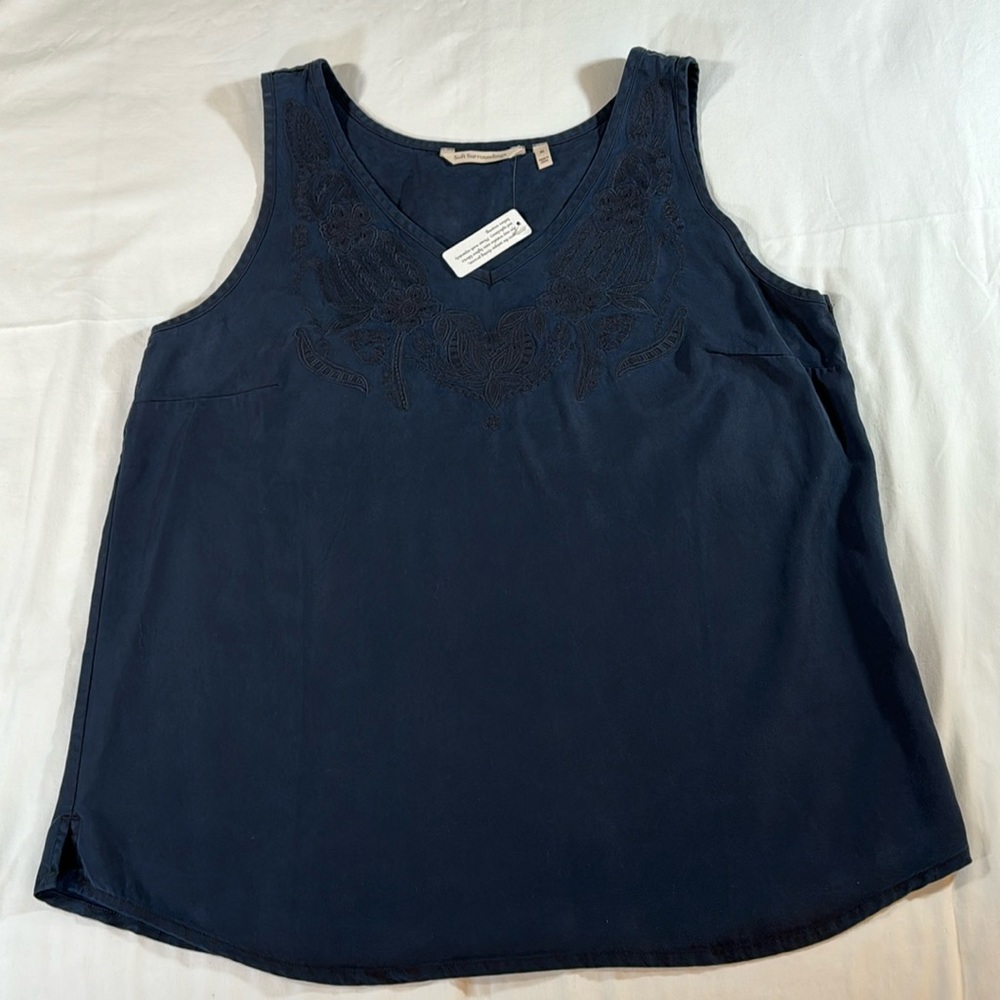 Soft Surroundings Embroidered Printed Sleeveless Top Size Medium NWT